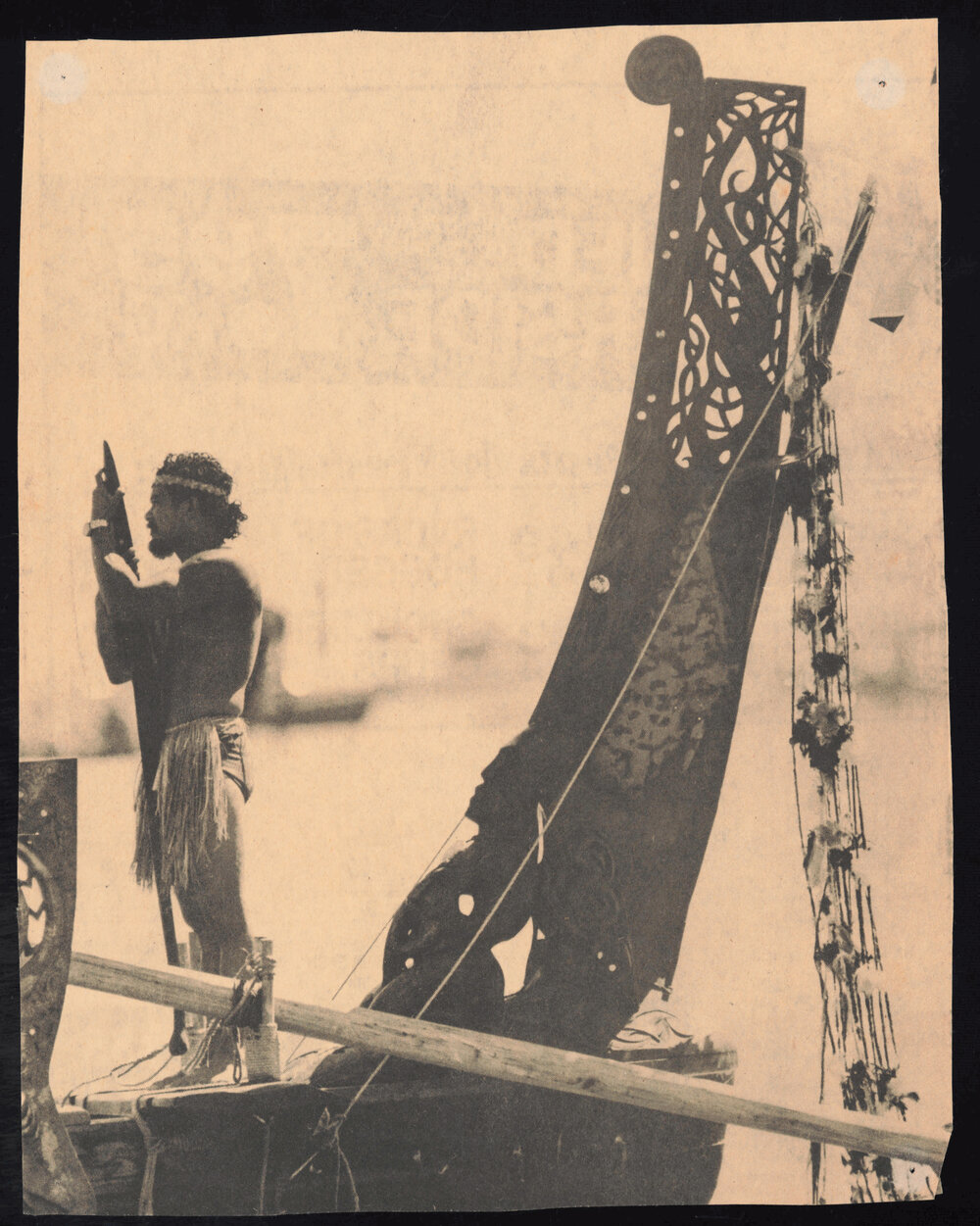 Man on Te Kei of Tinana waka